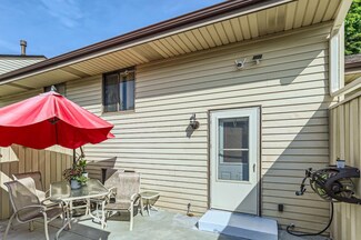 29 Marie Ave E, Saint Paul, MN 55118