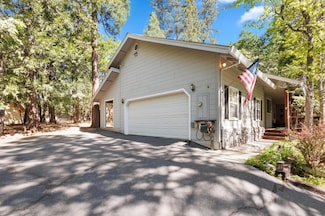 17256 Mount Elizabeth Dr, Sonora, CA 95370