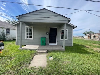 603 Willow St, Baytown, TX 77520