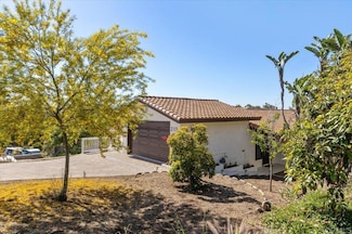 215 Cranston Crest, Escondido, CA 92025
