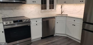 11 Castleton Rd, Princeton, NJ 08540