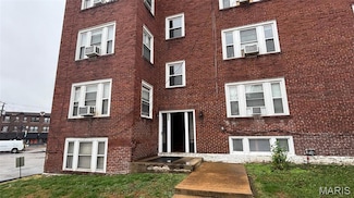 7166 Lyndover Place Unit E, Maplewood, MO 63143