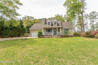 645 Boundaryline Dr NW, Calabash, NC 28467