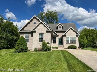 4440 Colby Ct, Burton, MI 48519