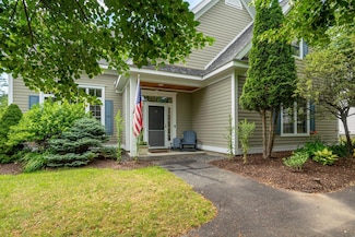 30 Stonehurst Common, Hanover, NH 03755