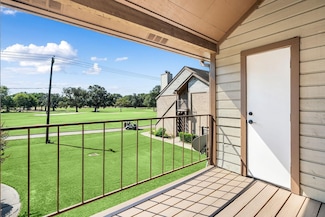 8543 Sands Point Dr, Houston, TX 77036