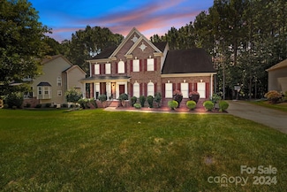 456 Woodward Ridge Dr, Mount Holly, NC 28120