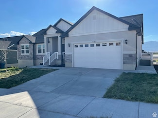 453 N Stone Gate Dr, Saratoga Springs, UT 84045