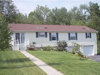 26 Stone Ridge Dr, Rutland, VT 05701