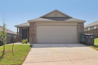 9516 Stallion Dr, Yukon, OK 73099