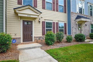 2108 Arbor Loop Dr, Charlotte, NC 28217