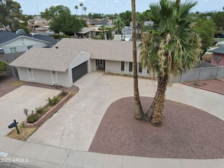 12426 N Columbine Dr, Phoenix, AZ 85029
