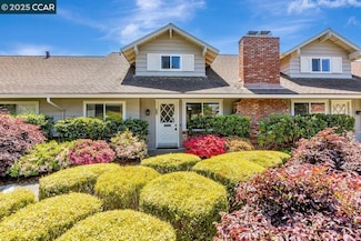 107 Miramonte Dr, Moraga, CA 94556
