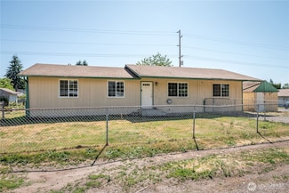 642 5th Ave SW, Castle Rock, WA 98611