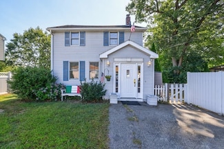 5 Bay View Dr, Shrewsbury, MA 01545