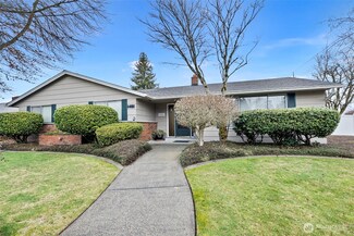 1401 N Woodlawn St, Tacoma, WA 98406