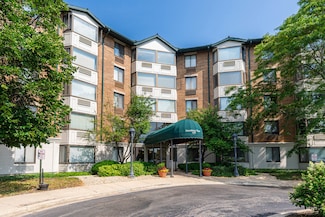470 Fawell Blvd Unit 211, Glen Ellyn, IL 60137