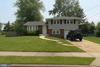133 Willowbrook Rd, Cherry Hill, NJ 08034
