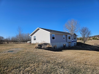 728 Venture Ln NE, Alexandria, MN 56308