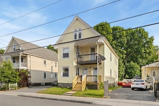 190-192 Oakland Ave, Methuen, MA 01844