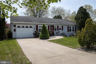216 Laurel Ct, Pine Grove, PA 17963