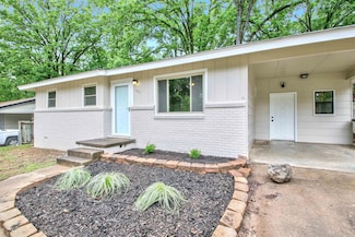 7002 W Wakefield Dr, Little Rock, AR 72209