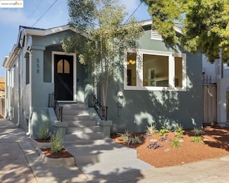 558 North St, Oakland, CA 94609