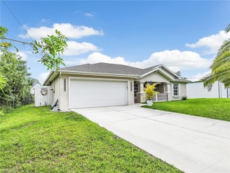 1263 Blaine Ave, Fort Myers, FL 33913