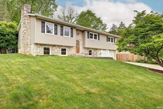 802 E Eddington Ct, Bloomington, IN 47401