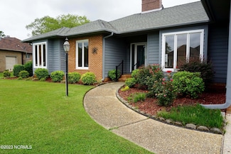 867 Castleberry Ct, Vass, NC 28394