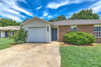 1658 N Boxley Ave, Fayetteville, AR 72704