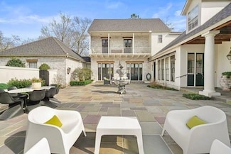1322 S Jahncke Ave, Covington, LA 70433