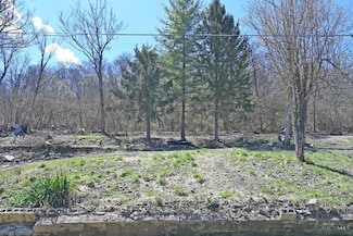 9807 Miamiview Rd, North Bend, OH 45052