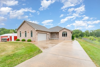 25611 S Blackberry Ln, Channahon, IL 60410