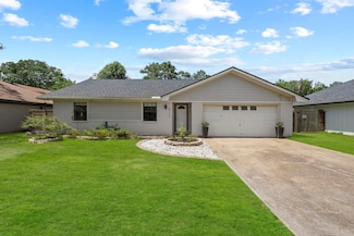 5112 Lawndale Ave, Orange, TX 77630