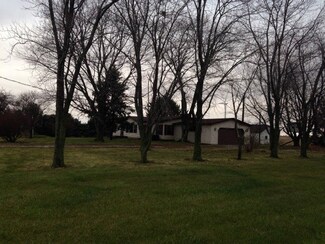 1527 N 300 E, Fowler, IN 47944