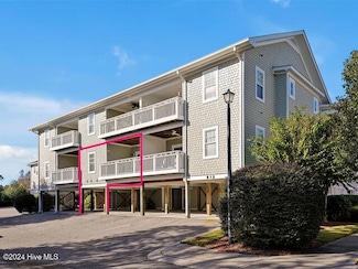 612 W Brown St Unit B, Southport, NC 28461