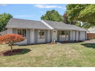 1915 NE Roberts Ct, Gresham, OR 97030