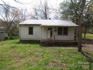 605 W Elm St, Shelby, NC 28150