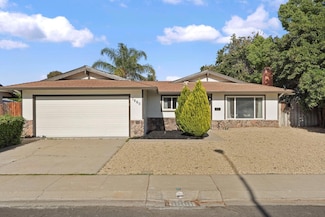 1660 Kingwood Ave, Manteca, CA 95336