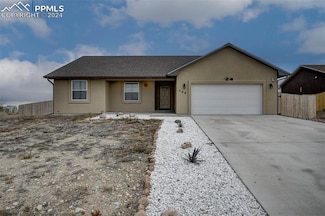 408 S Clarion Dr, Pueblo West, CO 81007