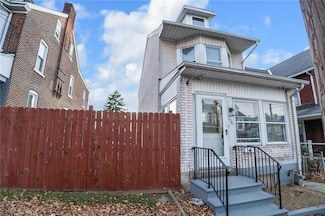 206 S Carlisle St, Allentown, PA 18109