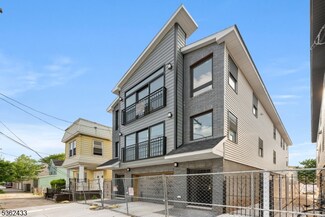 595 S 18th St, Newark, NJ 07103