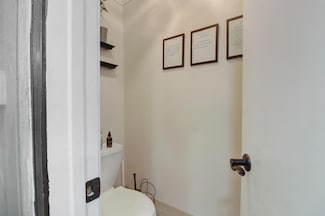1301 NW 187th Ave, Pembroke Pines, FL 33029