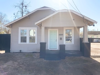 3206 Kentucky St, Houston, TX 77026