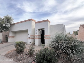 9748 E 1st St, Tucson, AZ 85748