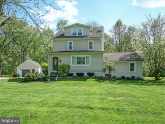 562 Chestnut Ave, Woodbury Heights, NJ 08097