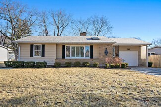 346 Crescent Dr, Sycamore, IL 60178