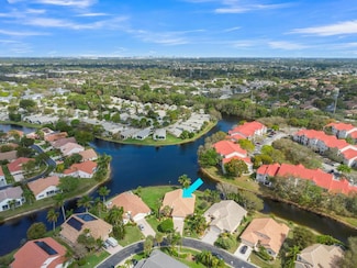 2515 Egret Lake Dr, Greenacres, FL 33413