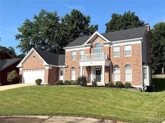 720 Woodridge Heights Ct, Ballwin, MO 63011